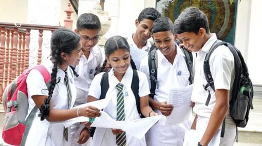 A/L & O/L candidates urged to apply for NICs before end of March