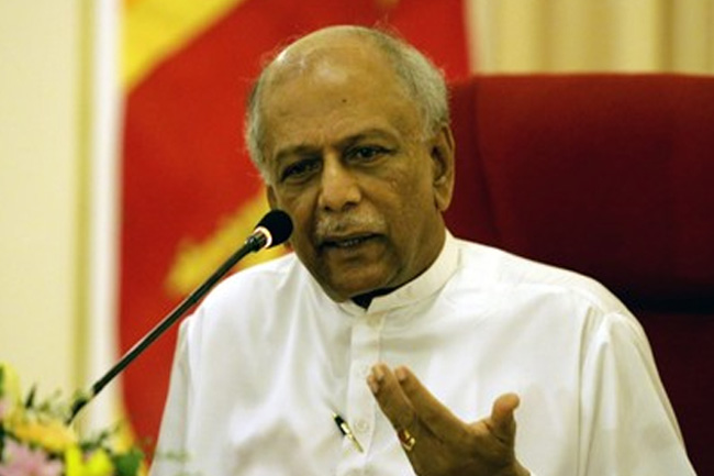 PM instructs to suspend issuance of liquor licenses within Maharagama Div.