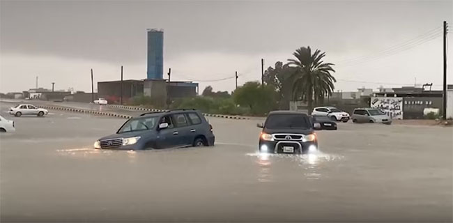 Libya declares emergency as Storm Daniel kills 150