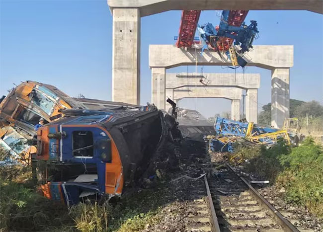 22 killed, over 30 injured as crane collapse derails train in Thailand