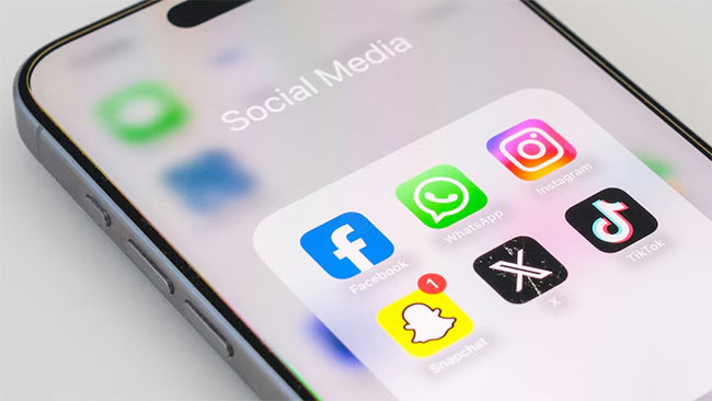 Spain to ban social media access for children under 16